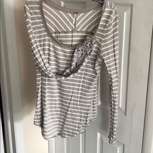 Free people grey and white long sleeve t shirt L